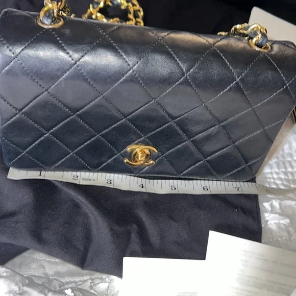 CHANEL mini Matelasse Lambskin Full Flap. - Picture 14 of 17